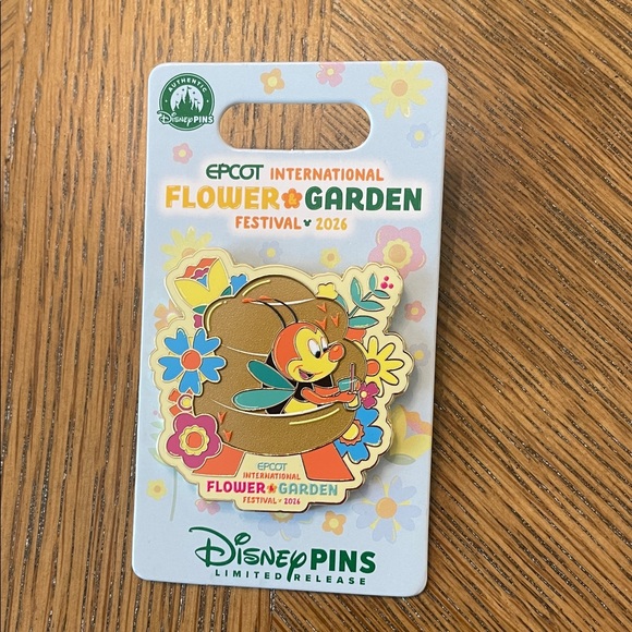Disney Accessories - Disney Epcot Flower & Garden 2026 Bee Character Pin - Yellow, Red, Blue, Green